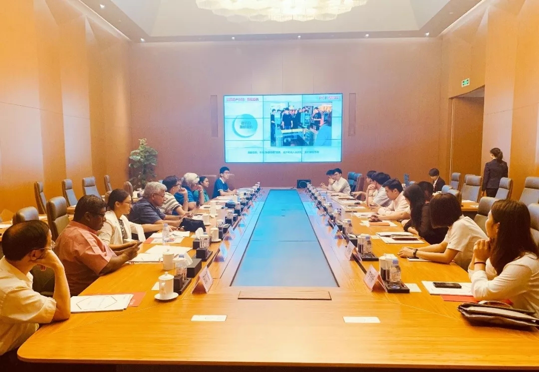 1566786869124361.jpg 640.webp (6).jpg